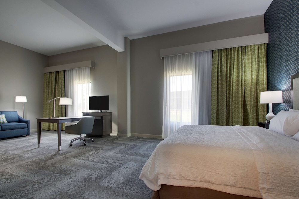 Hampton Inn & Suites Knightdale Raleigh - photo 20
