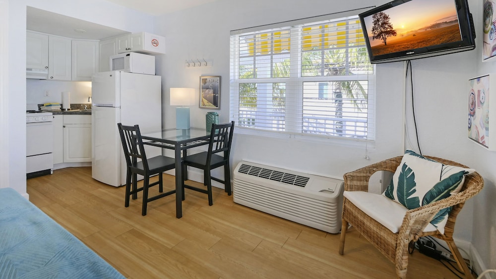 Coconut Inn - photo 106