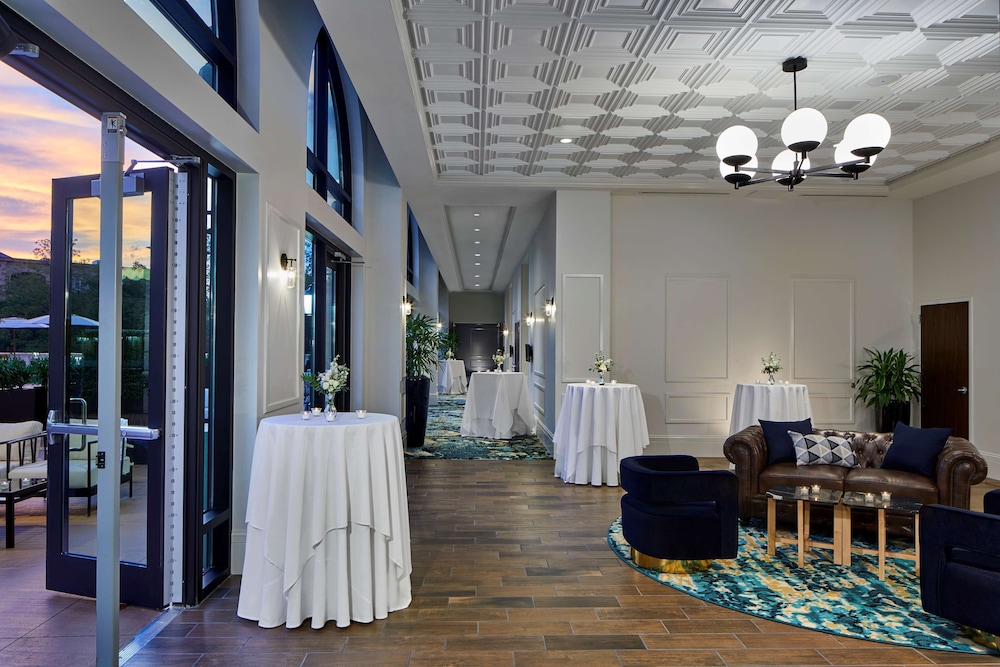 The Hamilton Alpharetta Curio Collection by Hilton - photo 42