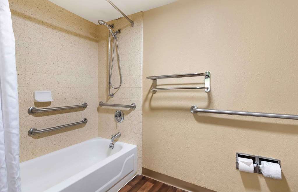 Extended Stay America Suites Atlanta Gwinnett Place - photo 20