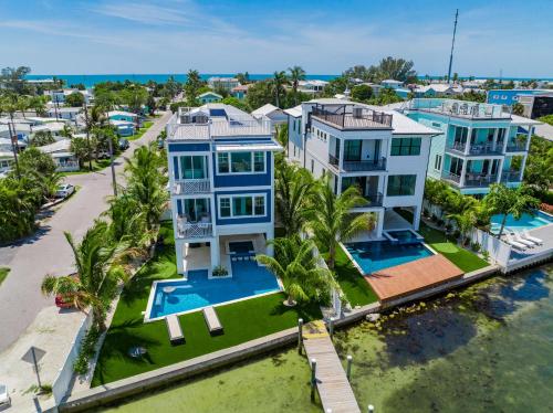 Bikinis and Bellinis in Bradenton Beach, United States
