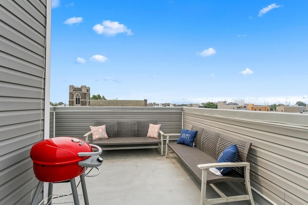 Skyline Best Roofdeck Views 2 Miles Penn Chop - photo 28
