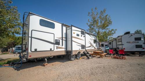 Moab Rv Resort Rv III Fully Setup Ok43 - photo 2