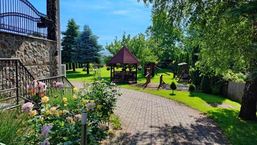 PanOli Apartmanház Nyíregyháza — 4-Star Luxury Hotel in Nyiregyhaza, Hungary