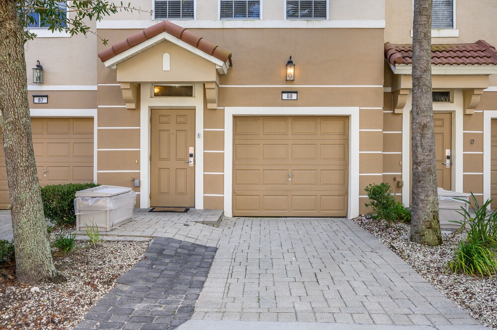 Vista Cay Resort Direct Townhomes by Millennium Management - photo 324