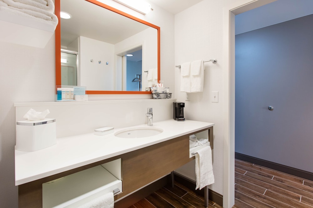 Hampton Inn & Suites St. George UT - photo 33