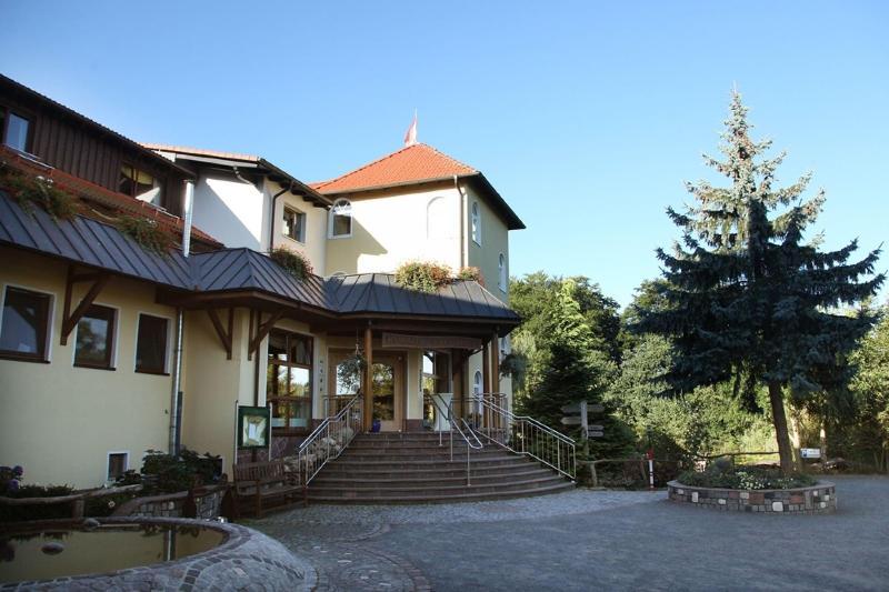 Landhotel Kuralpe Kreuzhof — hotel in Lautertal