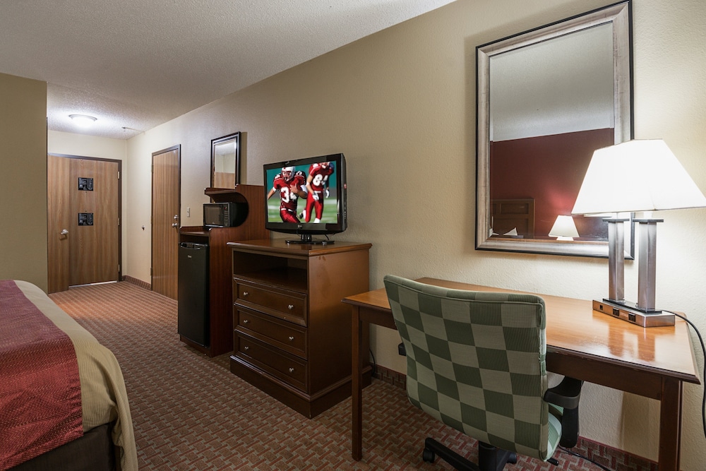 Red Roof Inn & Suites Little Rock - photo 9