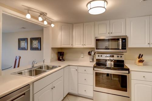 444 Plantation Club Villas at The Sea Pines Resort - photo 17