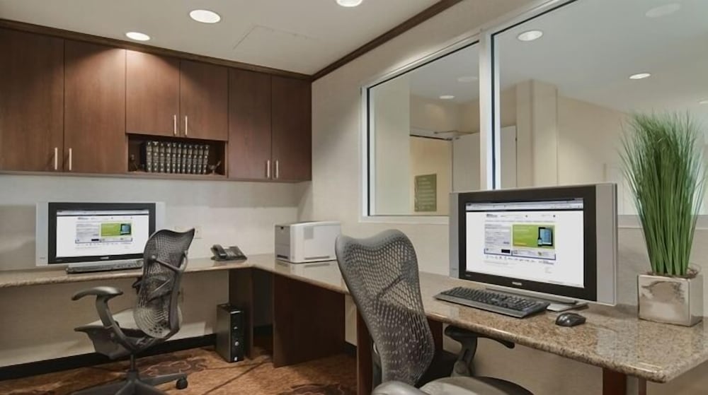 Hilton Garden Inn Jackson Flowood - photo 23