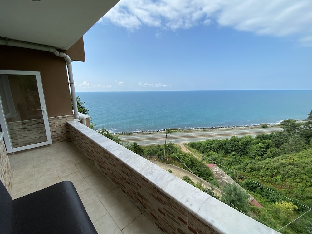 Yesil Vadi Apart Otel — Findikli