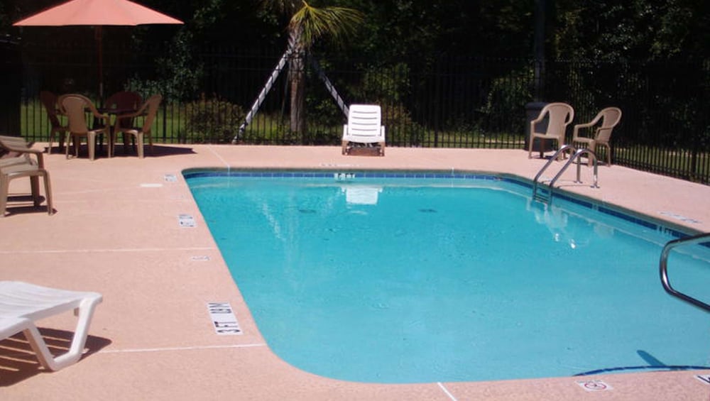 Western Motel Inn and Suites Hazlehurst - photo 22