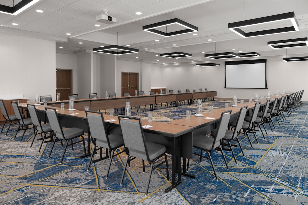 Homewood Suites by Hilton Charlotte Uptown First Ward - photo 48