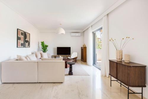 Suburban 3BR Apartment in Marousi — 4-Star Luxury Hotel in Athens, Greece
