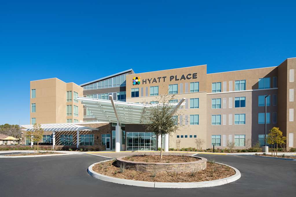 Hyatt Place Bakersfield - featured photo