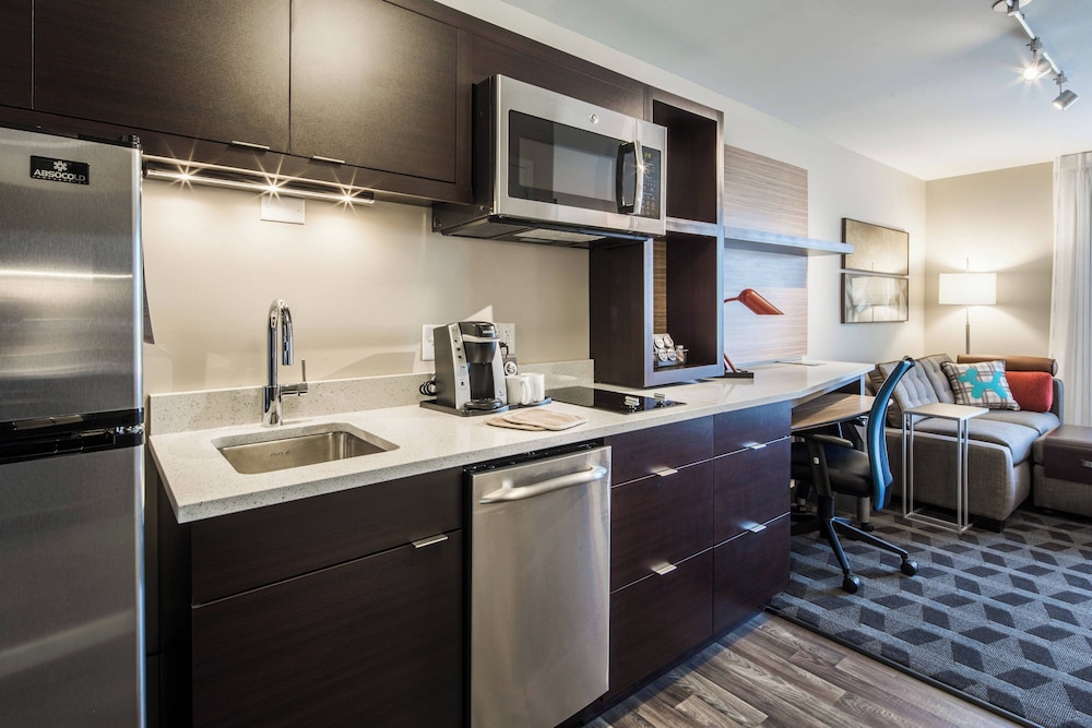TownePlace Suites by Marriott Cleveland - photo 14
