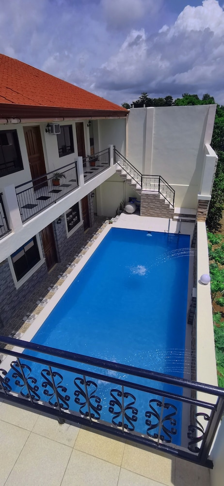 Bountiful Inn - carbon neutral hotel in Puerto Princesa