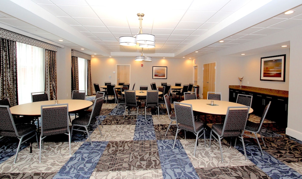 Hampton Inn Suffolk - photo 56