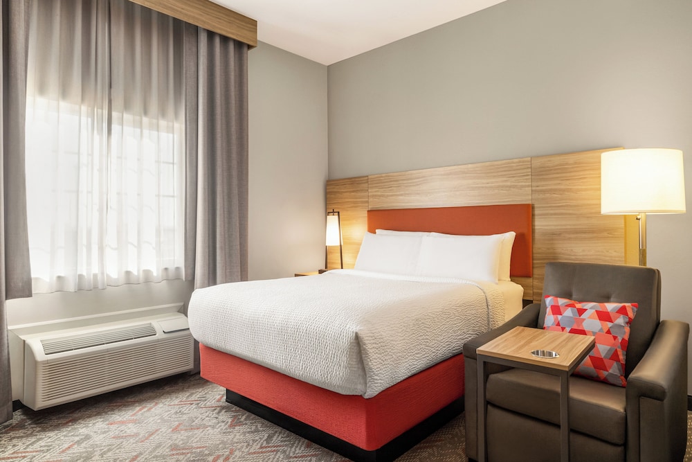 Candlewood Suites Mount Pleasant by IHG - photo 20