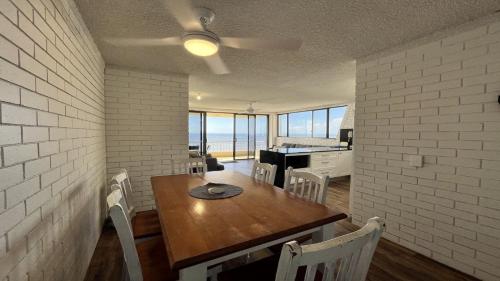 Amazing Views Unit 3 Edgecliffe — Caloundra — photo 2