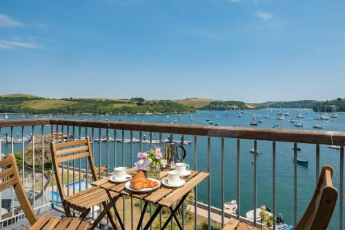 N 42 The Salcombe — 4-Star Luxury Hotel in Salcombe, United Kingdom