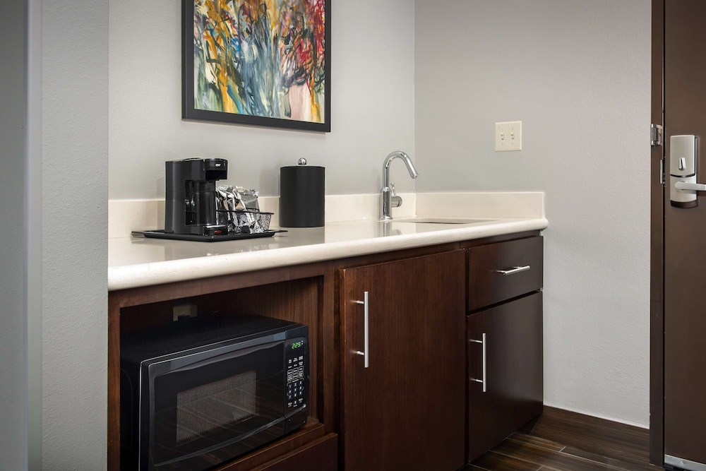 Hampton Inn & Suites Portland Hillsboro Evergreen Park - photo 15