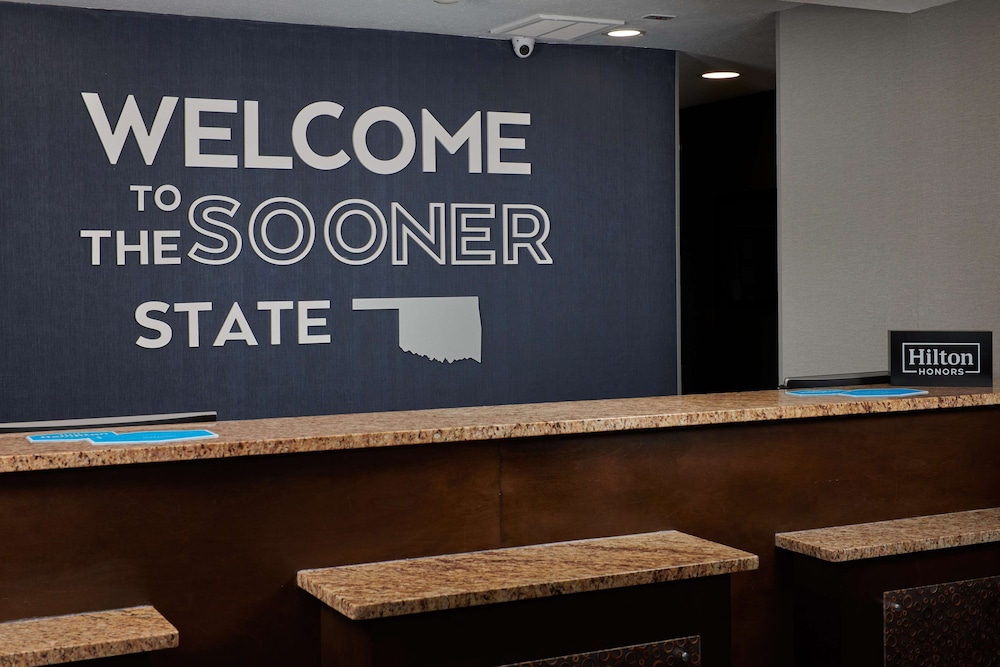 Hampton Inn Bartlesville - photo 4