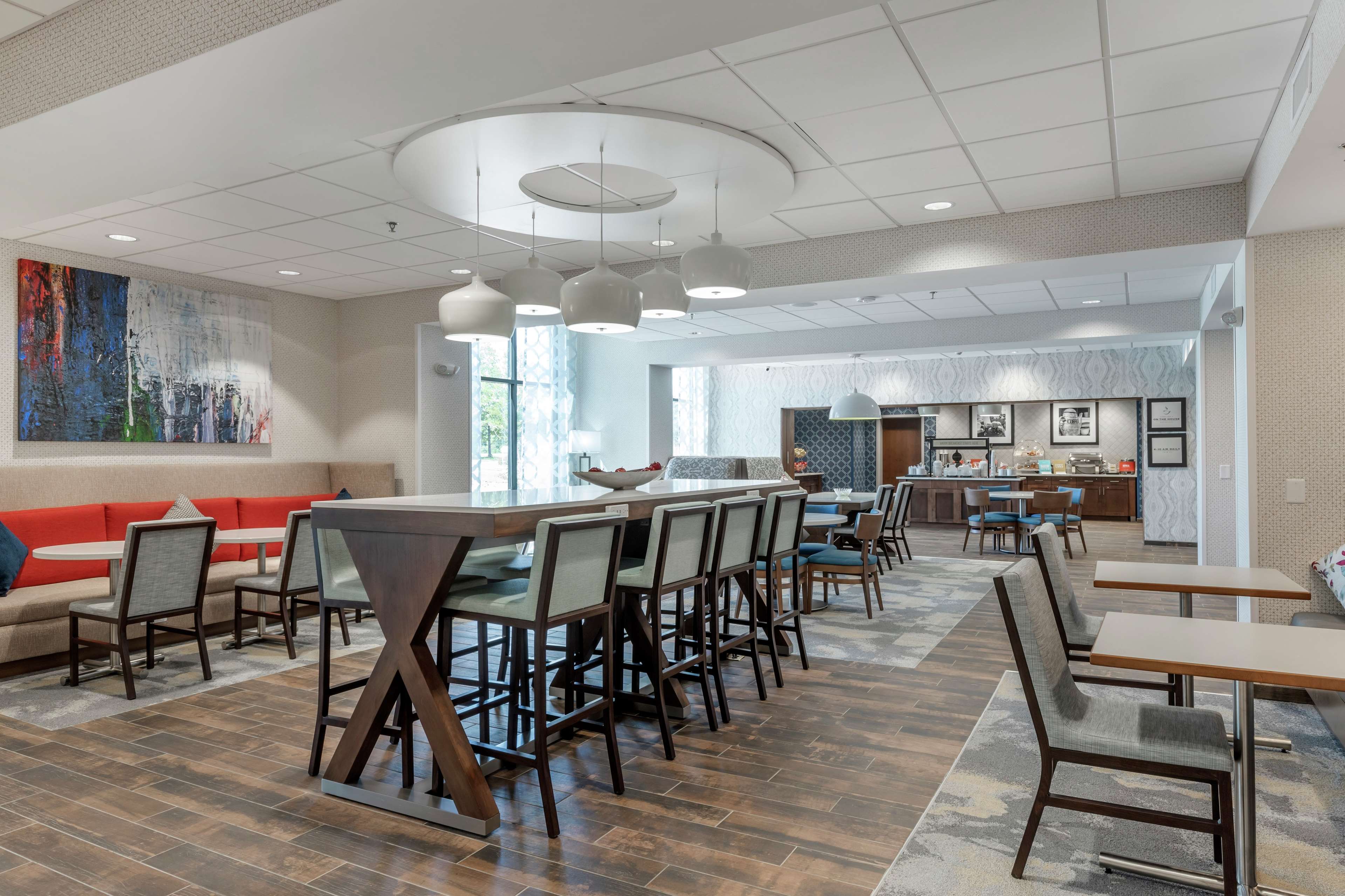 Hampton Inn Camden - photo 6