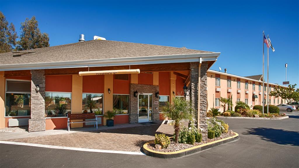 Best Western Plus Corning Inn - photo 10