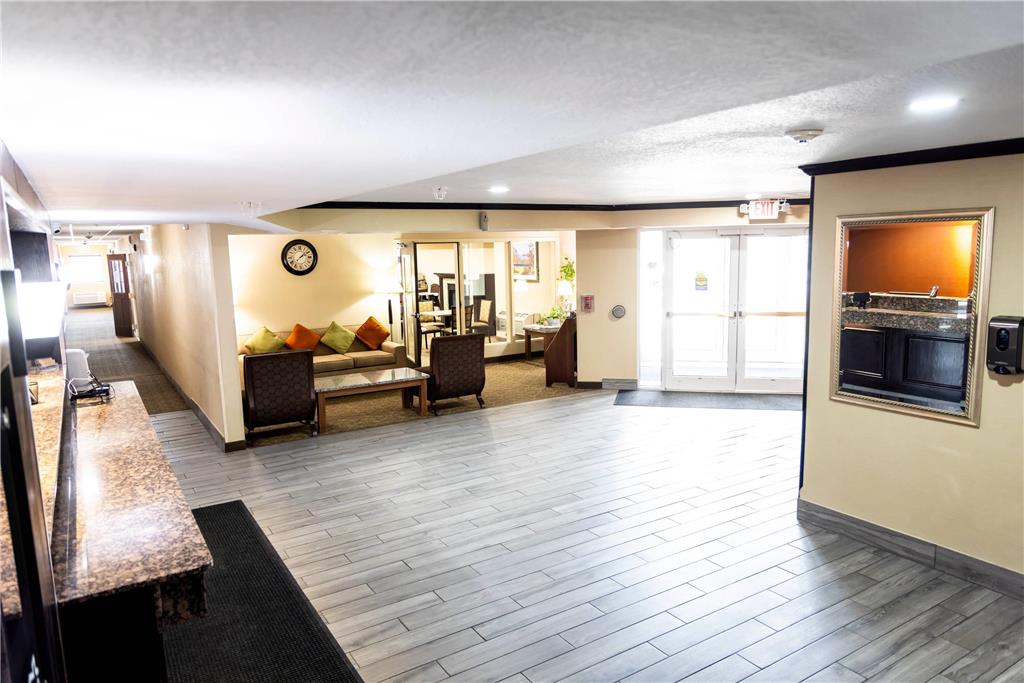 MainStay Suites Coralville Iowa City - photo 13