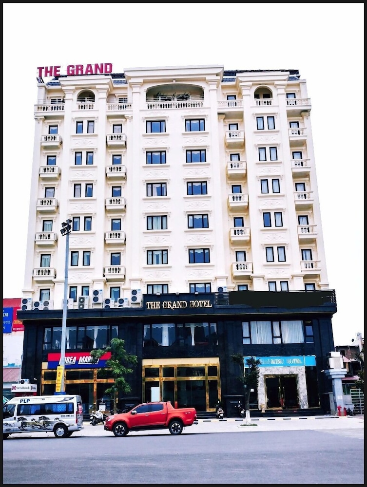 The Grand Hotel — hotel in Bac Ninh