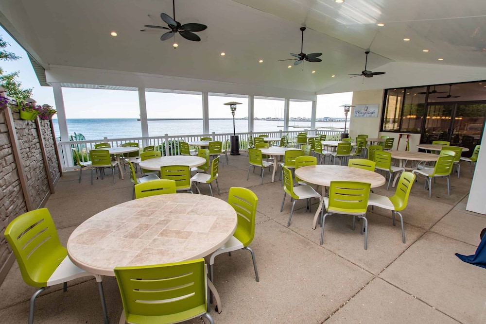 Tawas Bay Beach Resort - photo 54