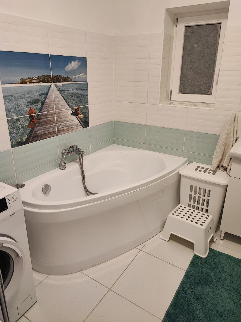 R&R Vendégház Balatonkenese in Balatonkenese, Hungary