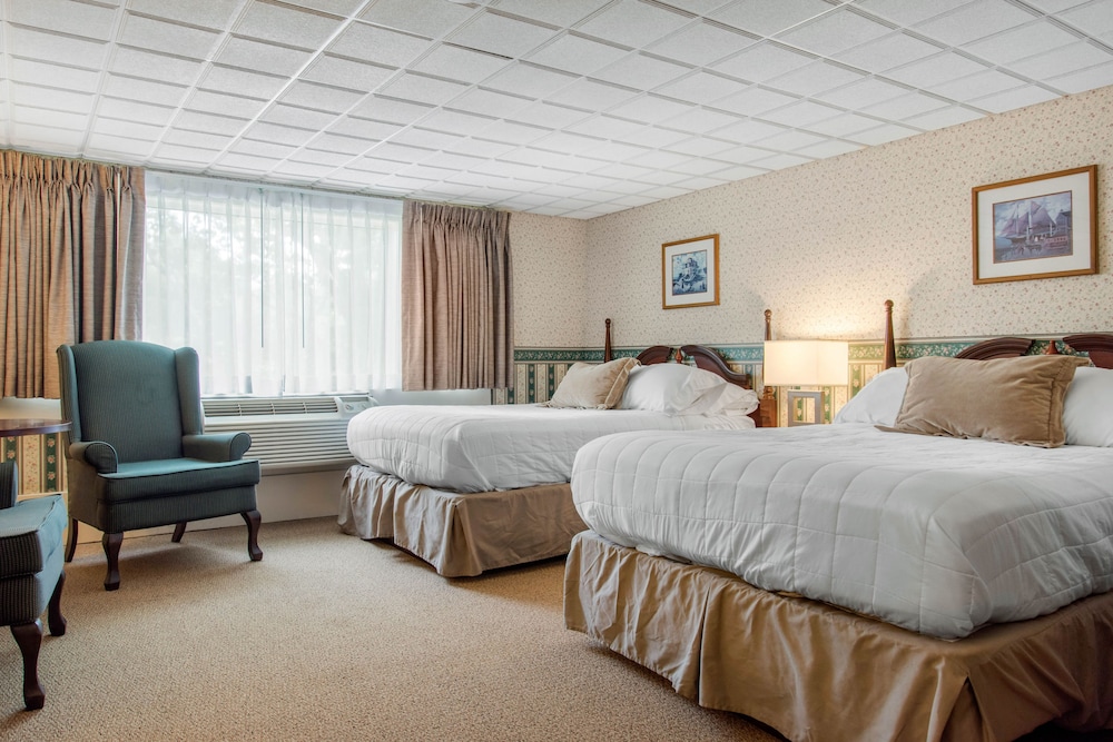 Coachman Inn Maine - featured photo