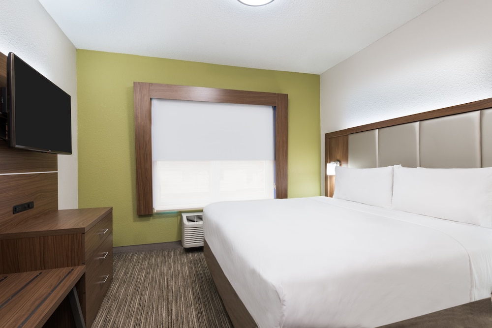 Holiday Inn Express & Suites Columbus Airport East by IHG - photo 9
