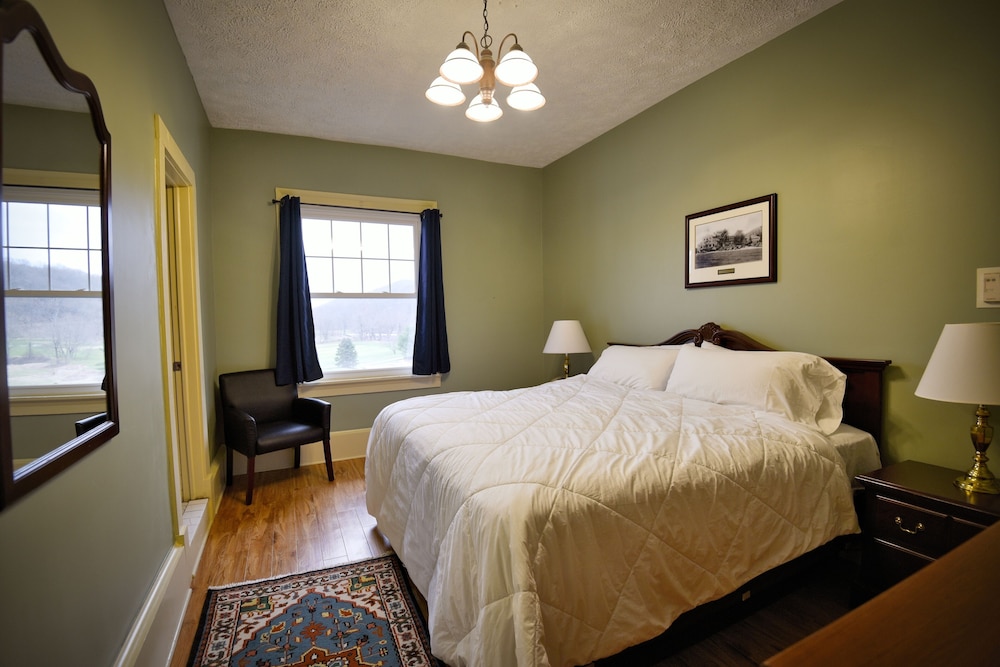 The Shawnee Inn and Golf Resort - photo 14