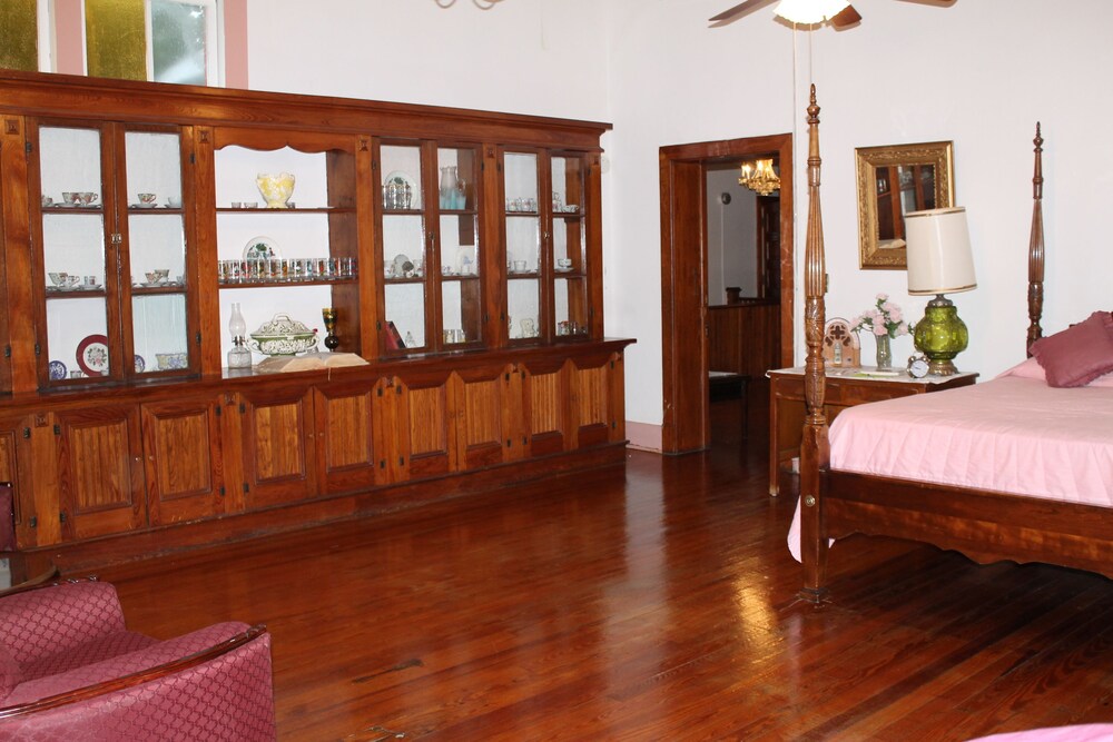 Old Castillo Bed and Breakfast - photo 5