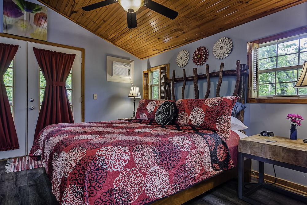 The Woods Cabins - photo 9