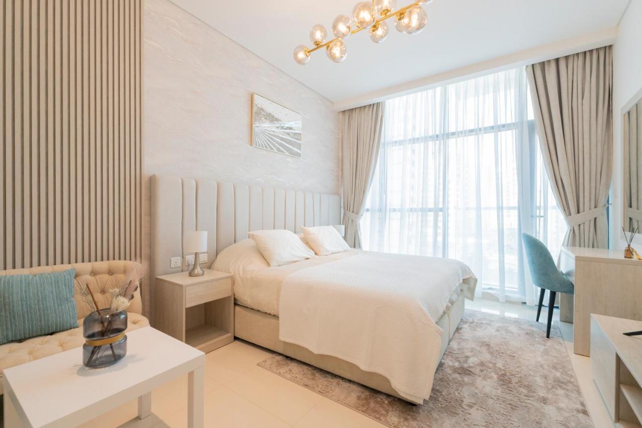 Luxury Studio Seven Palm Residence Palm Jumeirah — 4-Star Luxury Hotel in Dubai, United Arab Emirates