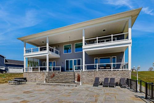 Sunset Valley - carbon neutral hotel in Orange