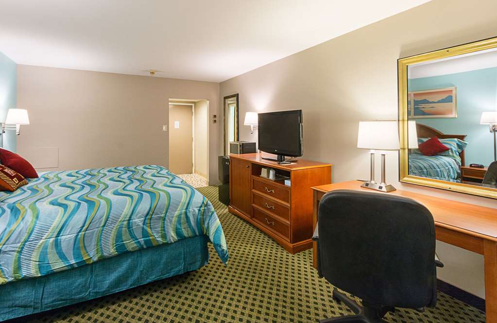 Rodeway Inn Milford I 84 - photo 14