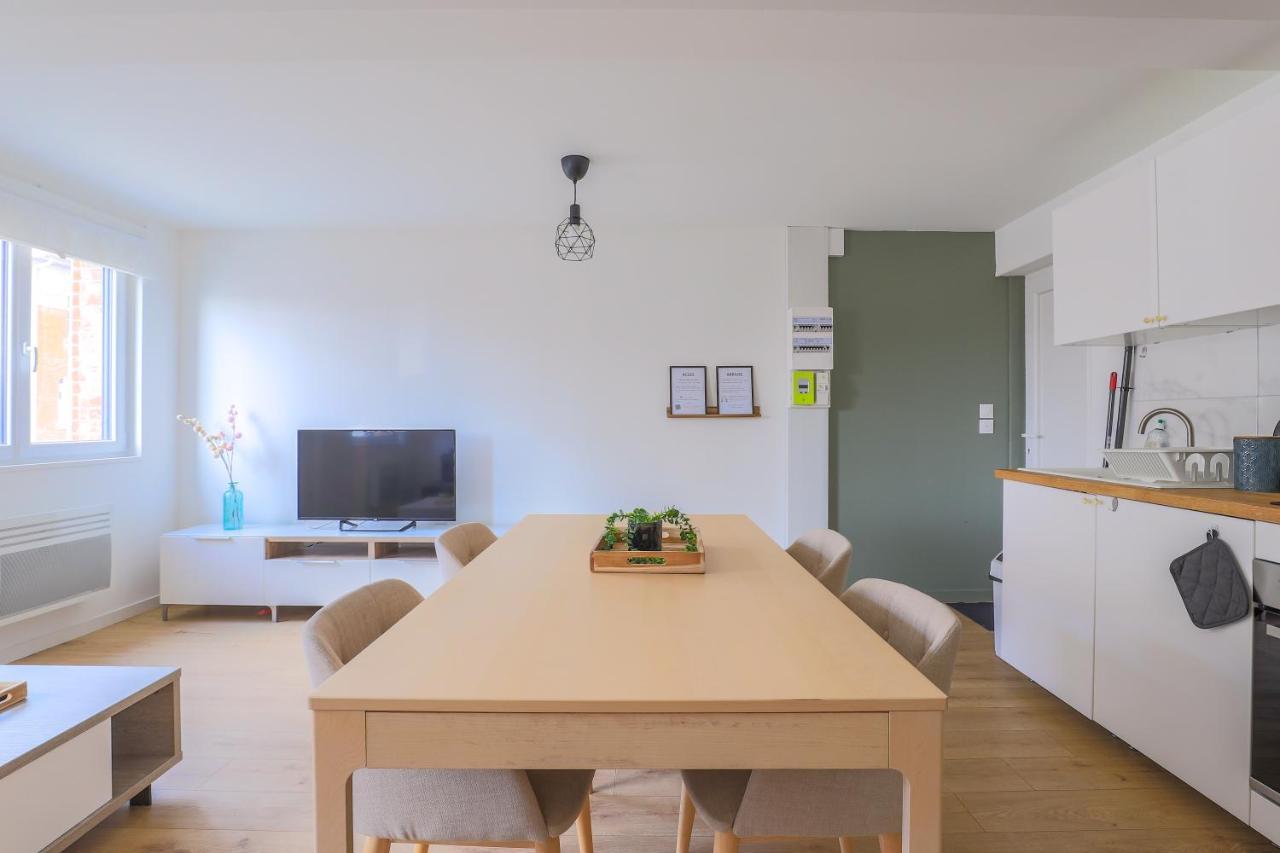 Appartamento Uno Avec Parking Prive Gratuit in Arras, France