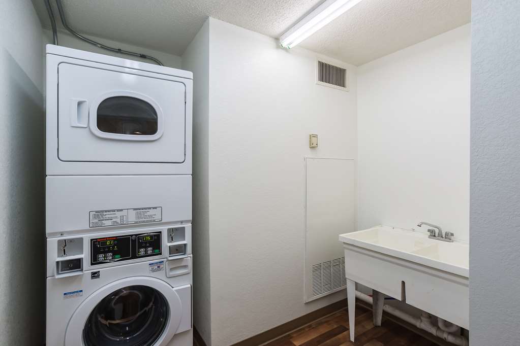 Motel 6 Dale IN - photo 34