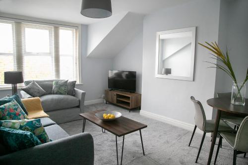 Harlow Apartment 3