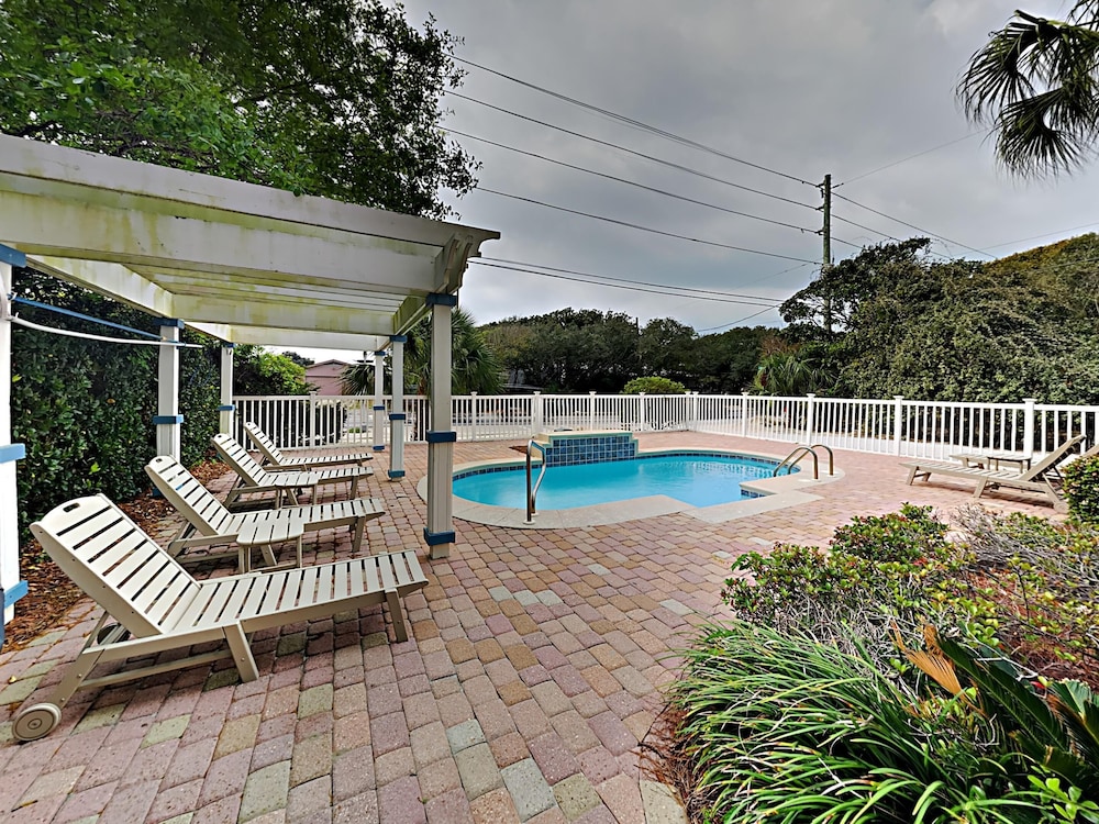 Camellia House - photo 22