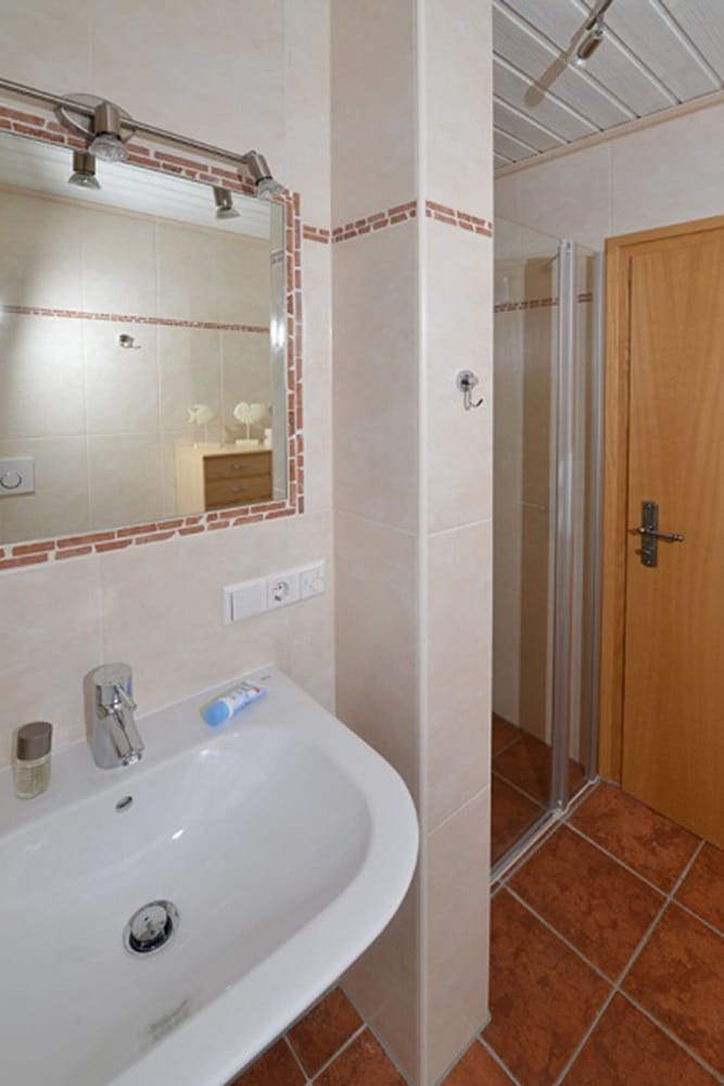 Ferienwohnung Färber — 4-Star Luxury Hotel in Reit Im Winkl, Germany