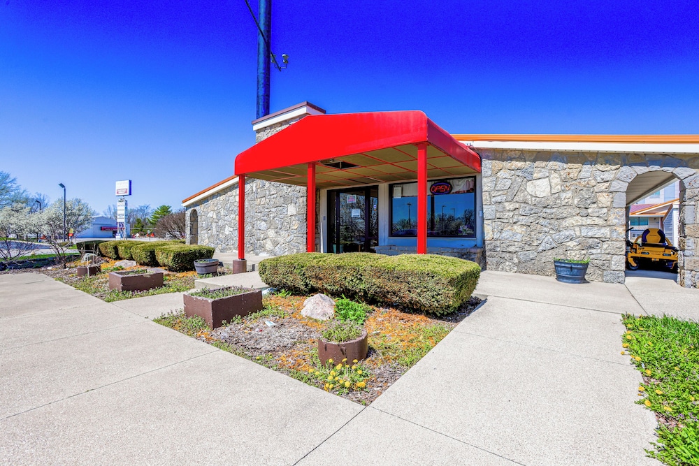 Cozy Garden Inn By OYO Hwy 40 Richmond - photo 55