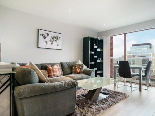 City Centre Cityscape & Sunset Views Pass the Keys — 4-Star Luxury Hotel in Belfast, United Kingdom