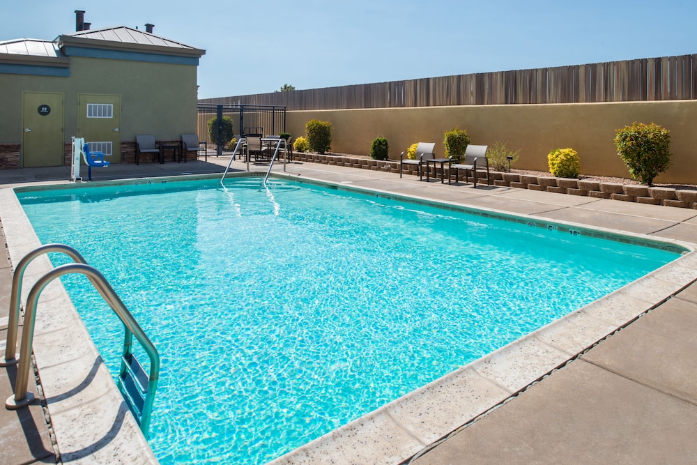 Courtyard Marriott Victorville - photo 27