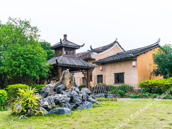 Fuchuan Thatched Cottage Resort in Fuyang, People's Republic of China
